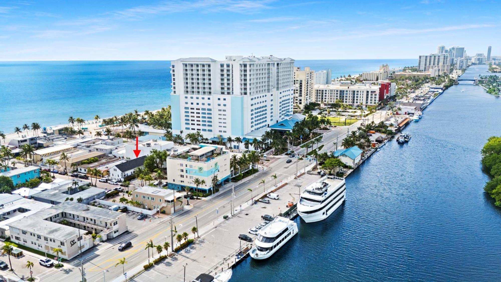 Modern Deluxe Loft Hollywood Beach Unit # 8 Bagian luar foto