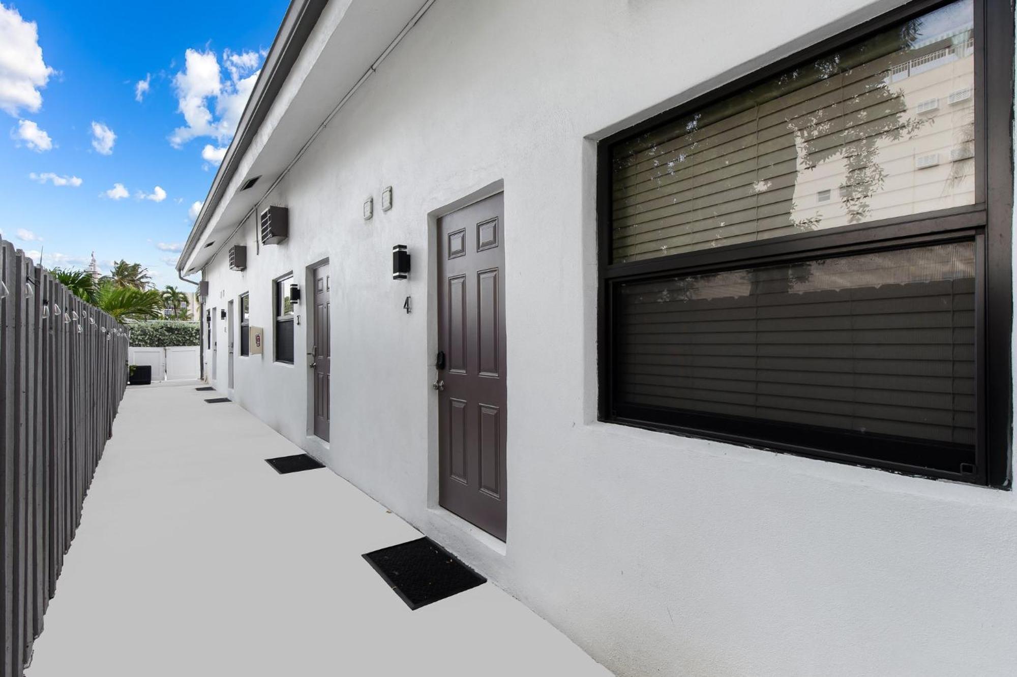 Modern Deluxe Loft Hollywood Beach Unit # 8 Bagian luar foto