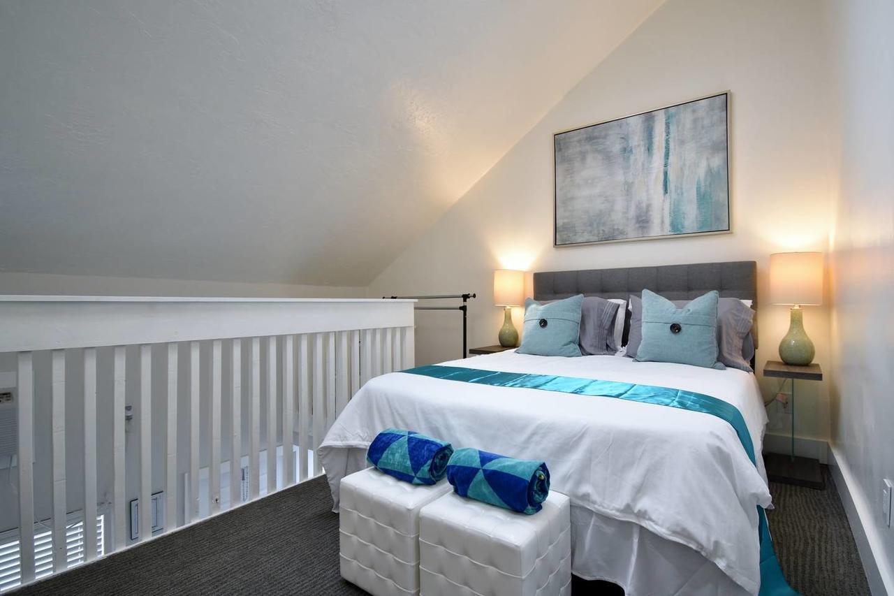 Modern Deluxe Loft Hollywood Beach Unit # 8 Bagian luar foto