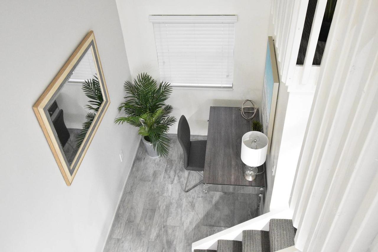 Modern Deluxe Loft Hollywood Beach Unit # 8 Bagian luar foto